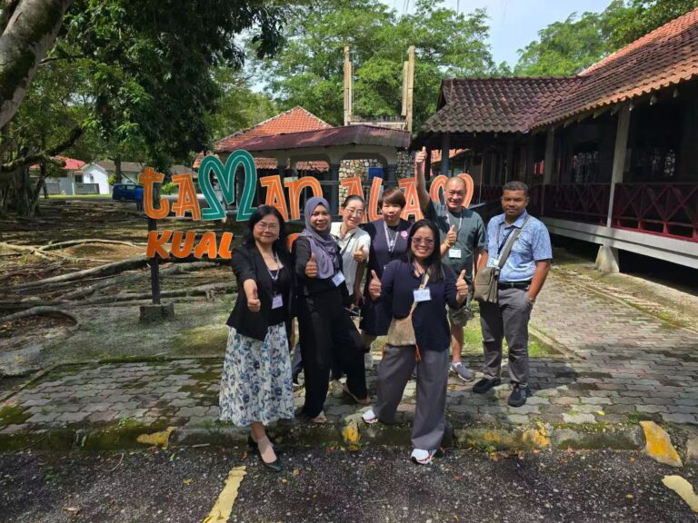 e869232efa828015103d34dc4062bebb